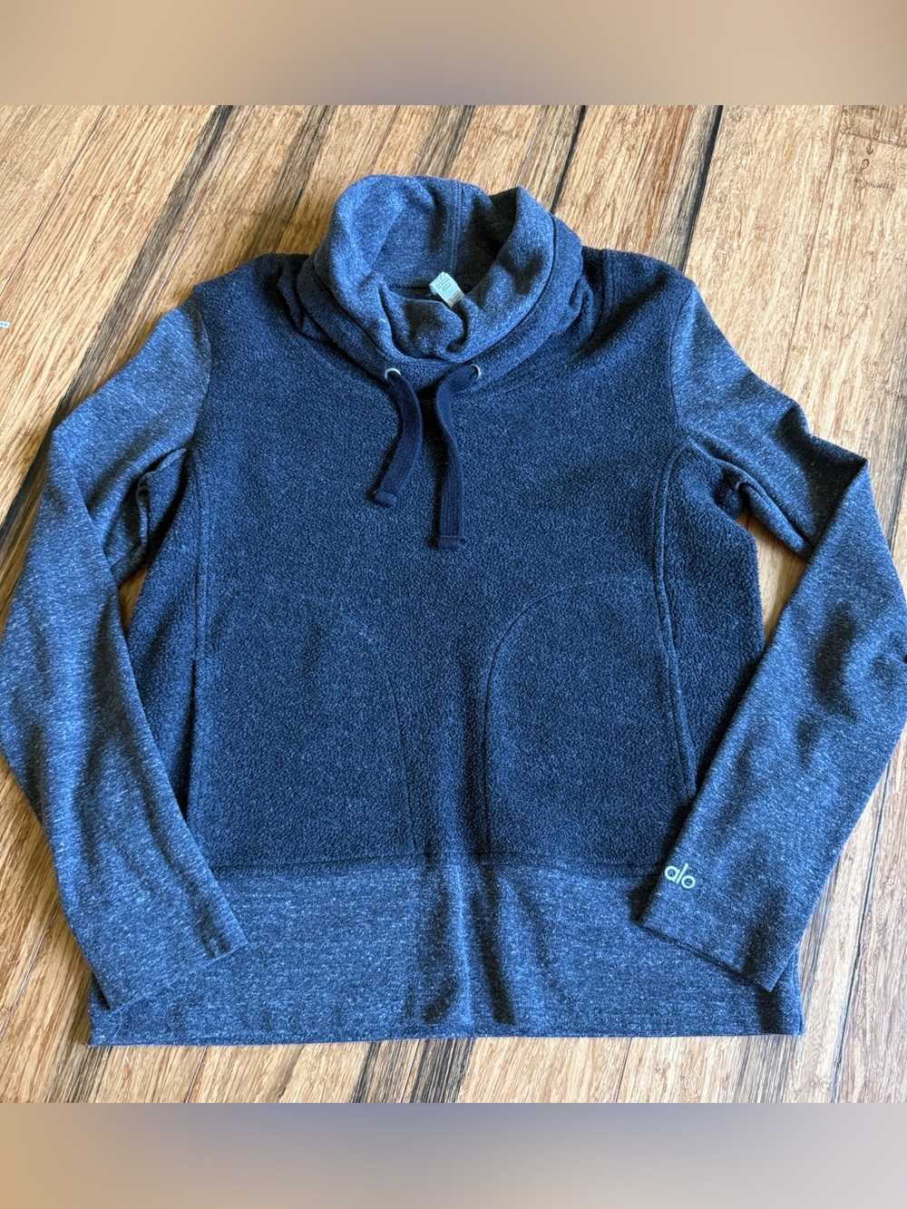 Alo Yoga Fleeced Cowl Pullover